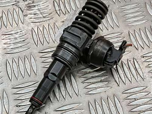 injector-seat-cordoba-6l2-2002-2003-2004-2005-2006-2007-2008-2009-34498297 main image