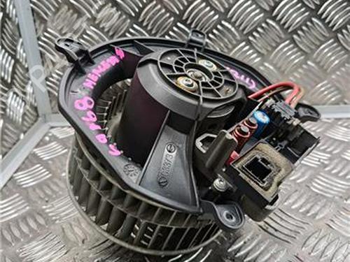 Used Heater blower motor MERCEDES-BENZ E-CLASS (W211) E 280 (211.054) (231 hp) 30366784