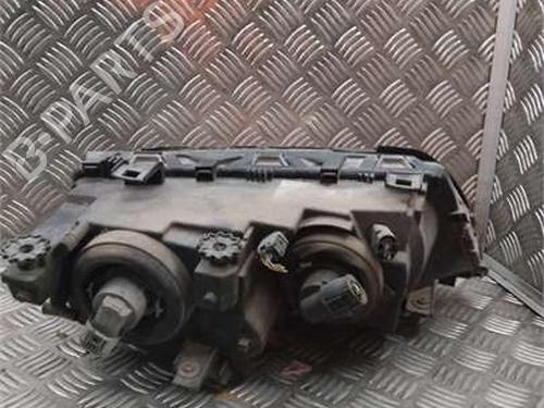Left headlight BMW 3 (E46) 320 d | BP40241313C28 - Image 2