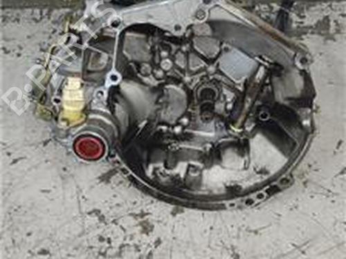 Used Gearbox CITROËN XSARA (N1) 1.6 i (88 hp) 18382707