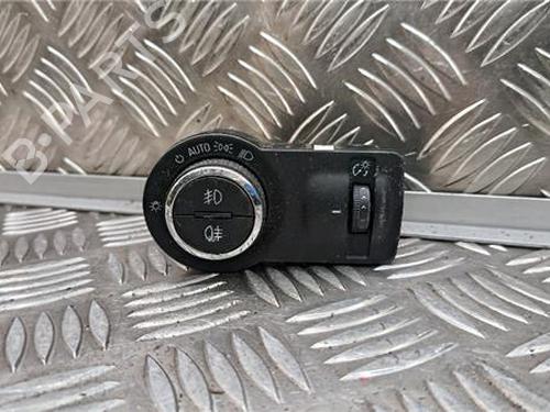 Used Switch OPEL INSIGNIA A Sports Tourer (G09) 2.0 CDTI (35) (160 hp) 32399792