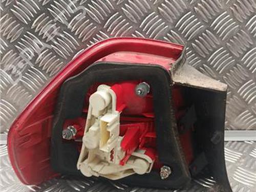 Right taillight BMW 3 (E90) 320 d | BP33059773C35 - Image 2