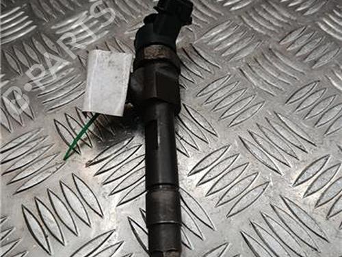 Injecteur RENAULT SCÉNIC I MPV (JA0/1_, FA0_) 1.9 dCi (JA05, JA1F) (102 hp) 30767666