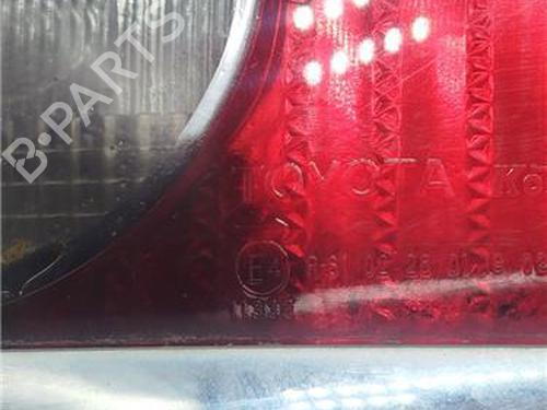 Right taillight TOYOTA AVENSIS (_T25_) 2.0 VVT-i (AZT250_, AZT250R) | BP29845353C35