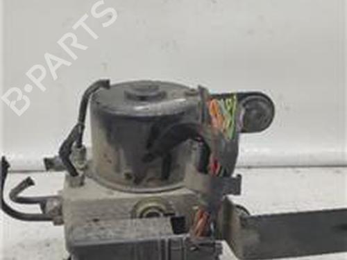 Used ABS pump VOLVO S40 II (544) 2.4 (140 hp) 18387124