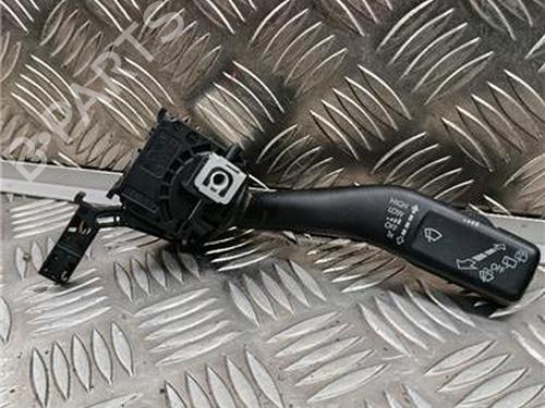 Used Switch Switch VW GOLF VI (5K1) 2.0 TDI (140 hp) 33948969 33948969