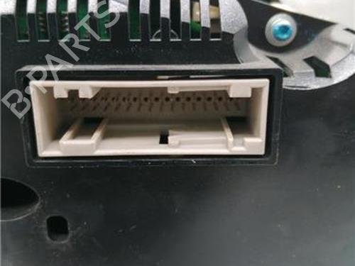 Kombinert Instrument AUDI A4 B8 (8K2) 2.0 TDI (143 hp) 29818435