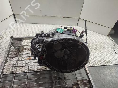 Used Gearbox Gearbox RENAULT TRAFIC II Platform/Chassis (EL) 1.9 dCi 100 (EL0C) (101 hp) 33249755 33249755