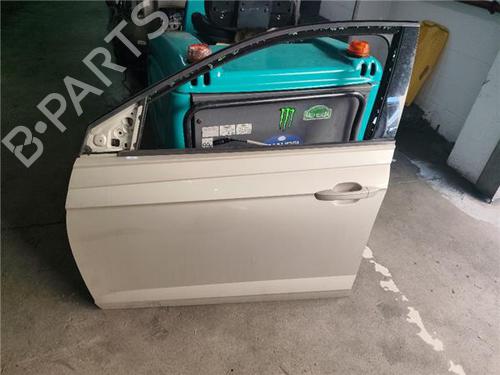 Dør venstre fortil Dør venstre fortil VW POLO IV (9N_, 9A_) 1.4 TDI (70 hp) 34333799 34333799
