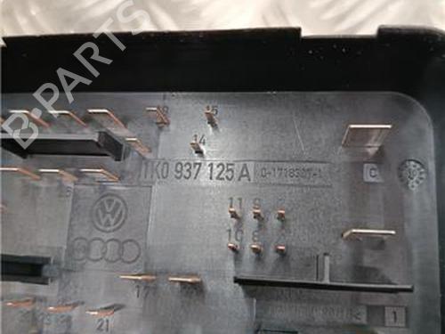 Fuse box AUDI A3 (8P1) 2.0 TDI | BP30117174E1