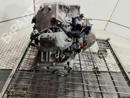 Gearbox CITROËN C4 Picasso II 1.6 BlueHDi 120 | BP36770499M3 - Image 3