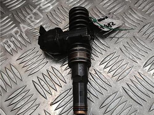 Used Injector SKODA OCTAVIA II (1Z3) 1.9 TDI (105 hp) 30767670