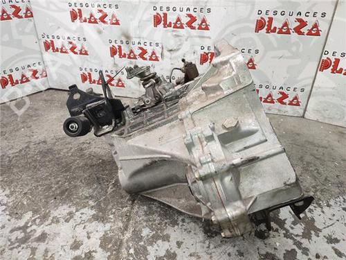 Gearbox TOYOTA YARIS (_P13_) 1.0 (KSP130_, KSP130) | BP18384101M3 
