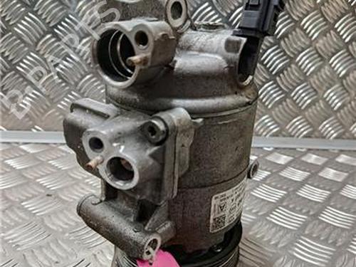 Compressore A/C VW GOLF VI (5K1) 1.6 TDI (105 hp) 30311364