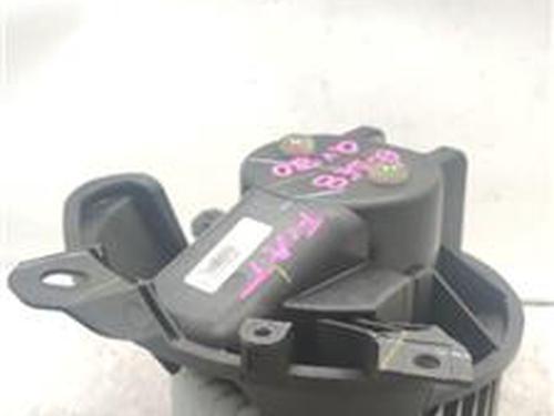 Used Heater blower motor FIAT QUBO (225_) 1.3 D Multijet (225CXB1A, 225AXB1A, 225CXB11, 225AXB11,... (75 hp) 18007845