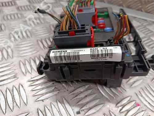 Fuse box PEUGEOT 1007 (KM_) 1.4 HDi | BP39699224E1 - Image 2