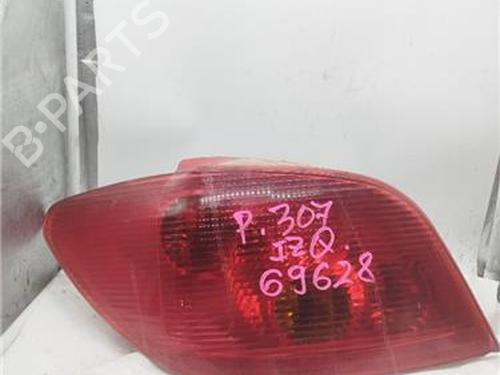 Left taillight PEUGEOT 307 (3A/C) 1.6 16V Ilegible