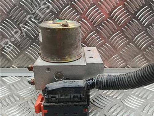 Abs pomp SUZUKI GRAND VITARA I (FT, HT) 2.0 HDI 110 16V 4x4 (SQ420D, TD83V, JA420WD) (109 hp) 32355010