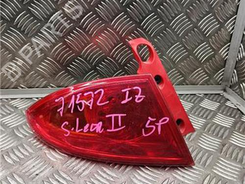 Used Left taillight Left taillight SEAT LEON (1P1) 2.0 TDI 16V (140 hp) 33634046 33634046