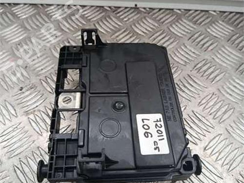 Fuse box CITROËN C5 II (RC_) 2.2 HDi (RC4HXE) | BP36173657E1 - Image 2
