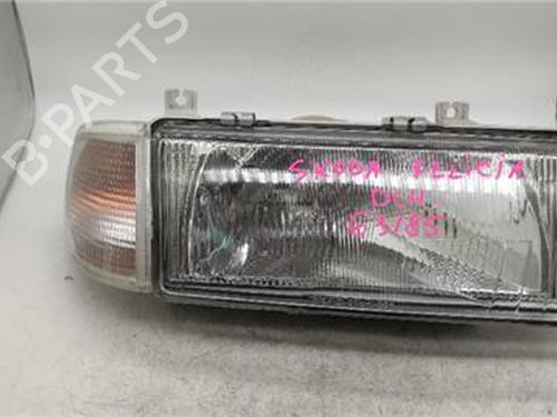 Højre forlygte Højre forlygte SKODA FELICIA II Estate (6U5) 1.9 D (64 hp) 18378982 18378982