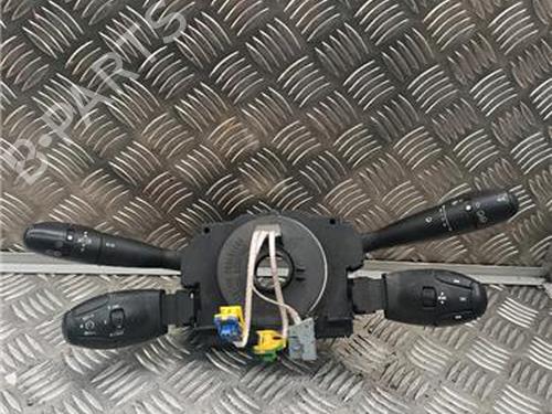 Switch PEUGEOT 807 (EB_) 2.0 HDI | BP33893374I30 - Image 2