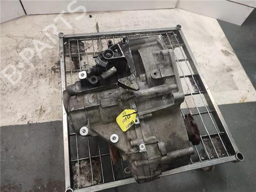 Gearbox VW PASSAT B6 (3C2) 2.0 TDI 16V | BP21052181M3 