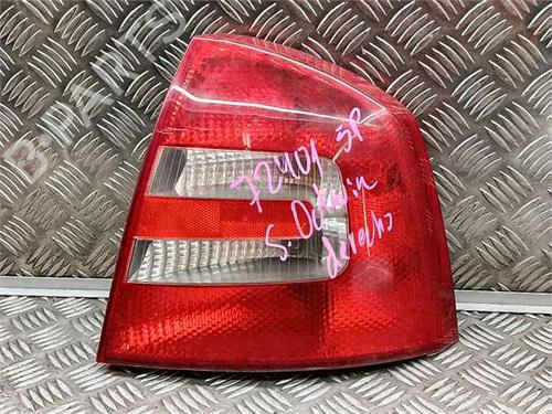 Used Right taillight Right taillight 37432984 37432984