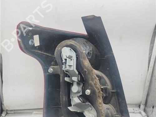 Right taillight TOYOTA AVENSIS (_T25_) 2.0 VVT-i (AZT250_, AZT250R) | BP29845353C35