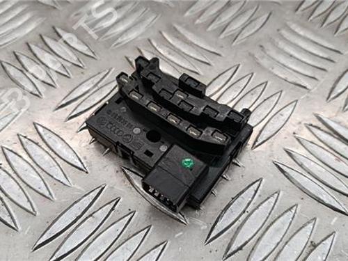 electronic-module-audi-a3-8p1-2003-2004-2005-2006-2007-2008-2009-2010-2011-2012-2013-32254173 main image