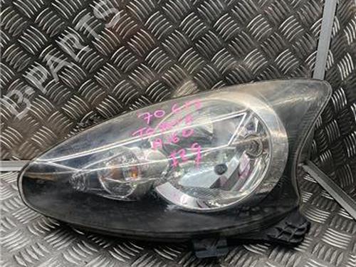 Used Left headlight Left headlight TOYOTA AYGO (_B1_) 1.0 GPL (KGB10_) (68 hp) 33893332 33893332