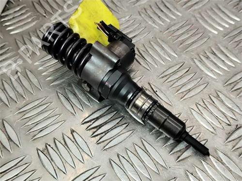 injector-vw-golf-v-1k1-2003-2004-2005-2006-2007-2008-2009-2010-38527631 main image