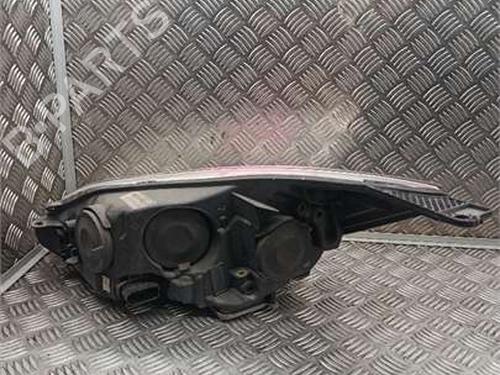 Right headlight FORD FOCUS III 1.0 EcoBoost | BP37596994C29 - Image 2