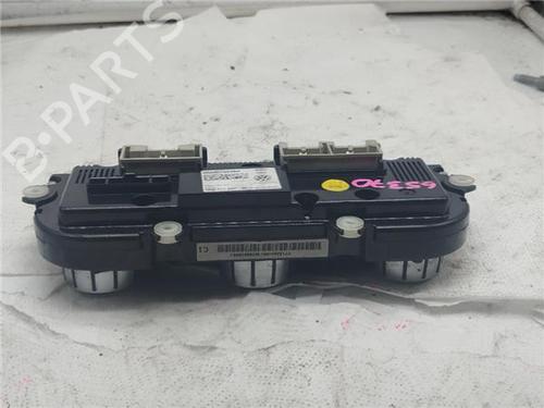 Climate control VW PASSAT B7 (362) 1.6 TDI | BP24018524I5 - Image 2