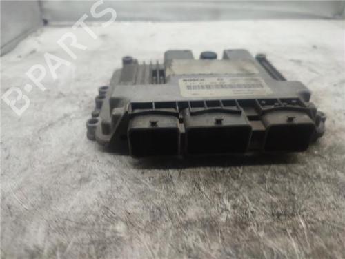 Used Electronic module RENAULT SCÉNIC II (JM0/1_) 1.9 dCi (JM0G, JM12, JM1G, JM2C) (120 hp) 20702537