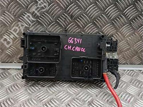Used Fuse box Fuse box CHEVROLET CRUZE Hatchback (J305) 2.0 CDI (163 hp) 34572942 34572942