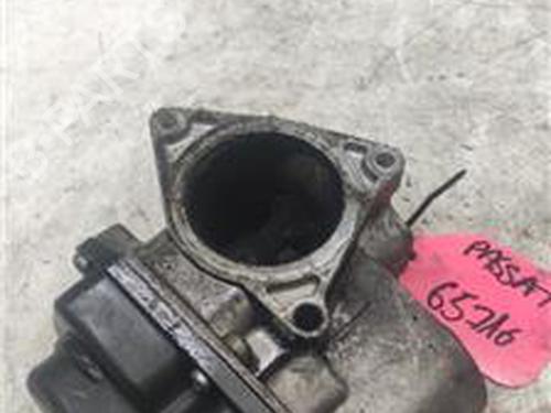 Used Throttle body VW PASSAT B6 (3C2) 2.0 TDI 16V (140 hp) 18405065