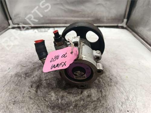 Used Steering pump Steering pump CITROËN XSARA (N1) 1.9 TD (90 hp) 36682459 36682459