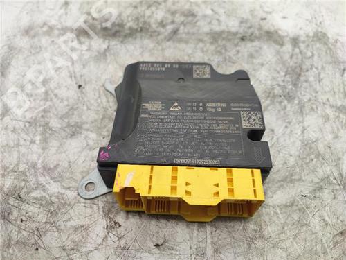 Airbag styreenhed SMART FORTWO Coupe (453) electric drive / EQ (453.391) (56 hp) 18481235