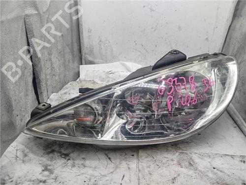Used Left headlight PEUGEOT 206 Hatchback (2A/C) 1.4 i (75 hp) 25040587