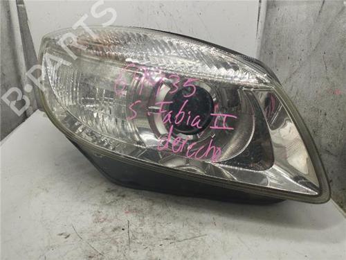 Used Right headlight SKODA FABIA II (542) 1.4 TDI (80 hp) 29415254