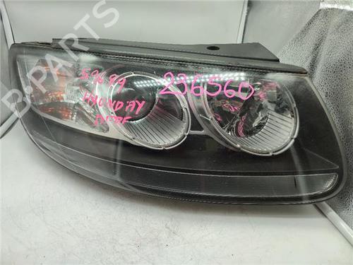 Used Right headlight HYUNDAI SANTA FÉ II (CM) 2.2 CRDi (155 hp) 18378144