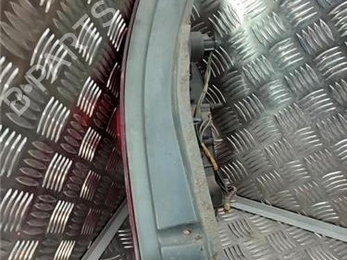 Piloto trasero izquierdo MITSUBISHI SPACE STAR MPV (DG_A) 1.9 DI-D (DG4A) (102 hp) 31243344