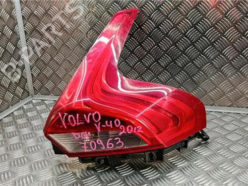 Feu arrière droit VOLVO V40 Hatchback (525) D2 (114 hp) 31865349