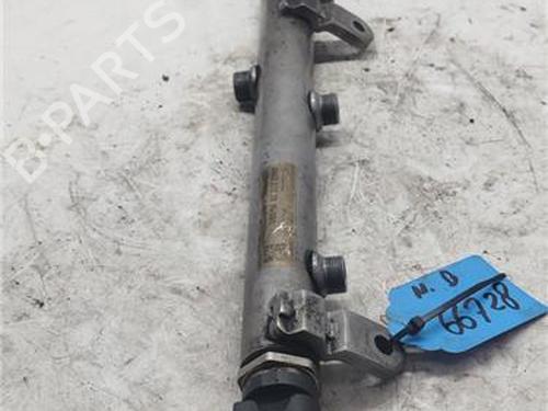 Used Injection rail MERCEDES-BENZ R-CLASS (W251, V251) R 320 CDI 4-matic (251.022, 251.122) (224 hp) 26361434