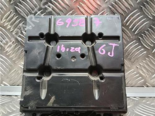Fuse box SEAT IBIZA IV (6J5, 6P1) 1.6 TDI | BP30117204E1