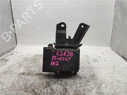 Used ABS pump PEUGEOT 107 (PM_, PN_) 1.0 (68 hp) 18886795