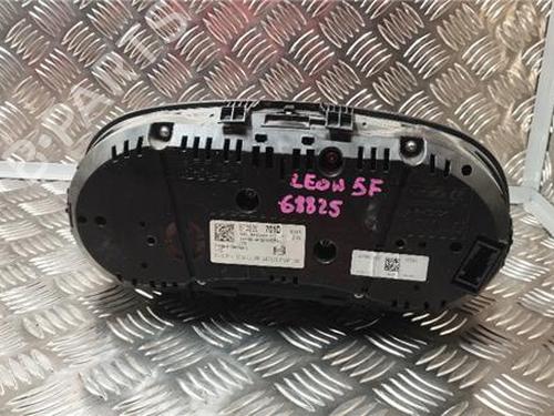 Instrument cluster SEAT LEON ST (5F8) 2.0 TDI | BP29929511C47