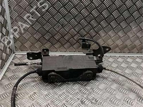 Used Electric handbrake Electric handbrake RENAULT LAGUNA III Grandtour (KT0/1) 2.0 dCi (KT07, KT0J, KT14, KT1A, KT1S) (131 hp) 34572929 34572929