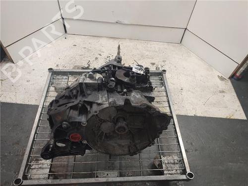 Used Gearbox VOLVO V50 (545) D5 (179 hp) 24966308